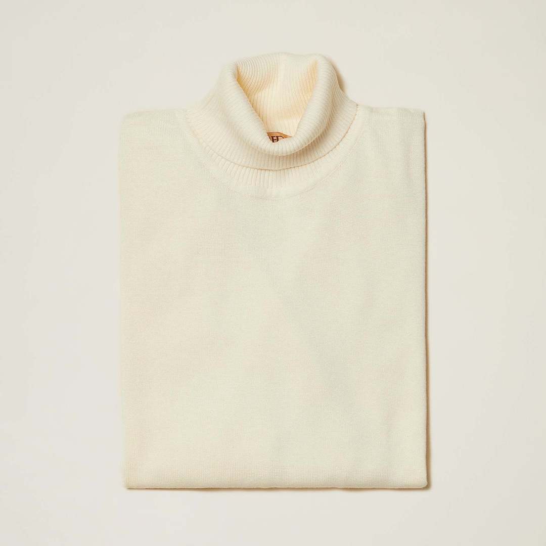 Inserch Off-White Turtleneck Sweater - SYM