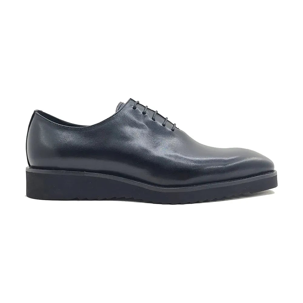 Carrucci Black Whole Cut Brogue Casual Shoe - KS518-01-BLK
