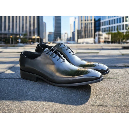 Carrucci Black Whole Cut Oxford Dress Shoe KS503-36-BLK