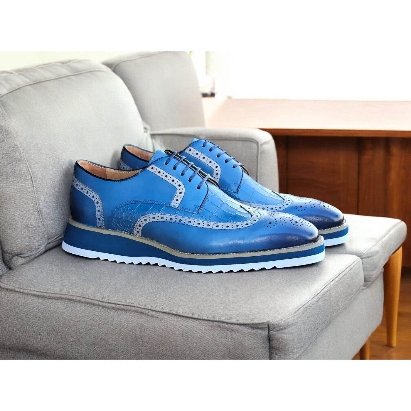 Carrucci Blue Sole Wingtip Lace-Up Casual Oxford Shoes